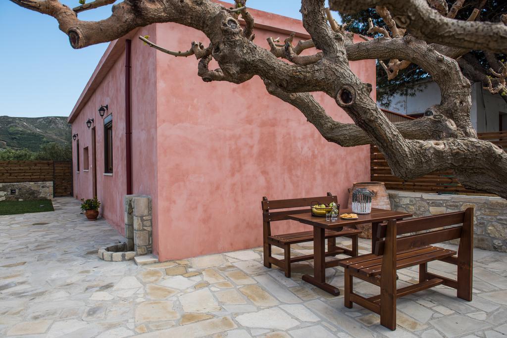 Lardas Luxury Country House Kíssamos Exteriör bild